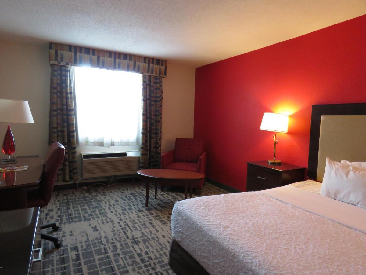 American Inn & Suites Ferndale 외부 사진