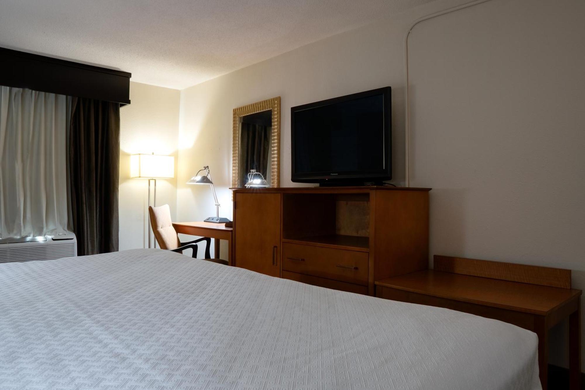 American Inn & Suites Ferndale 외부 사진