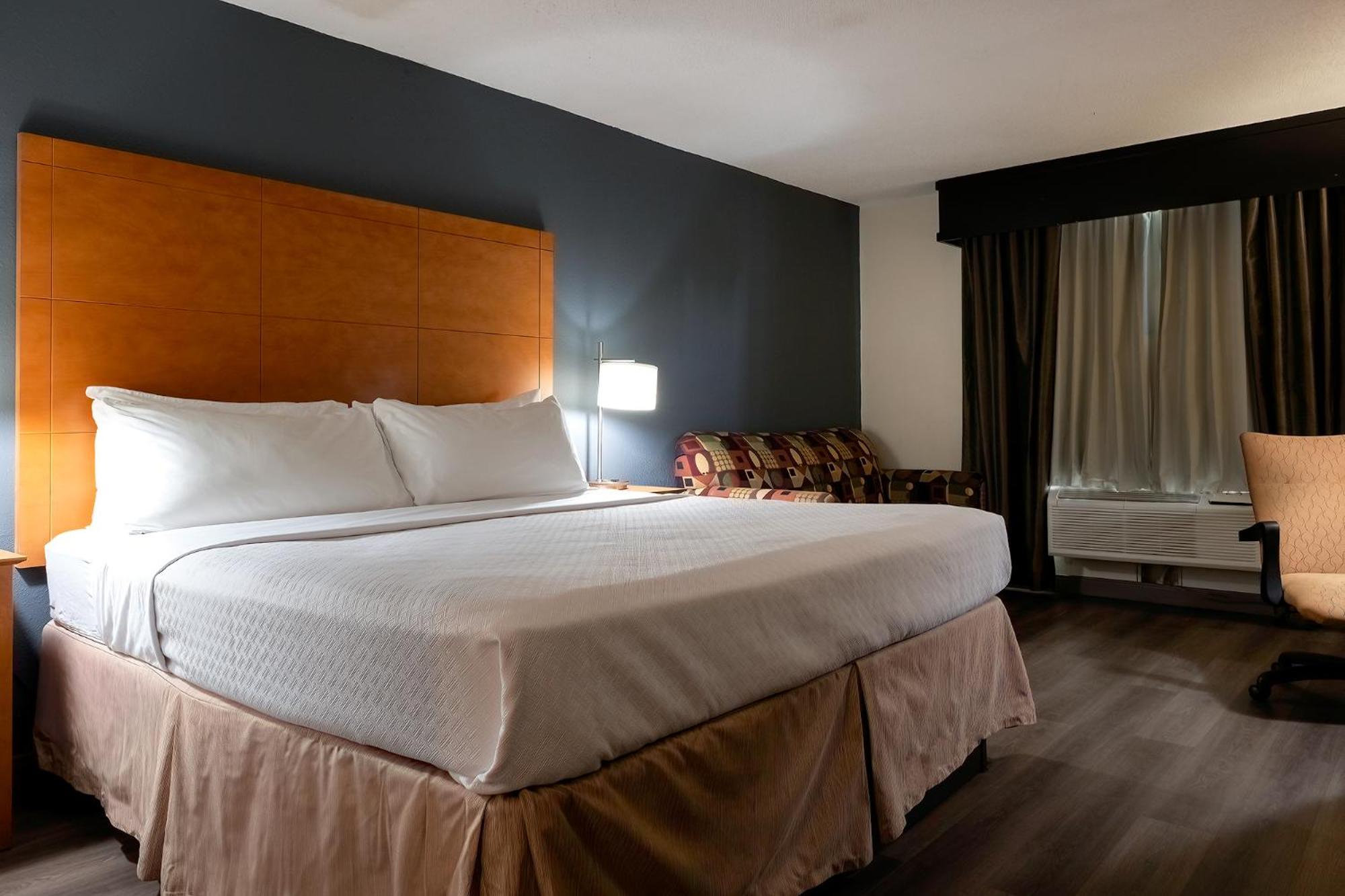 American Inn & Suites Ferndale 외부 사진